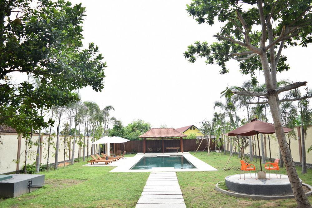 Villa Amari 2 Mataram Bagian luar foto
